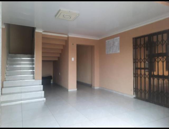 4 BEDROOM HOUSE FOR SALE IN POWERVILLE